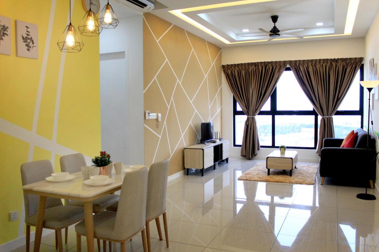 Апартаменти Le Pavillion Puchong By Widebed Upto 6Pax Куала-Лумпур Екстер'єр фото
