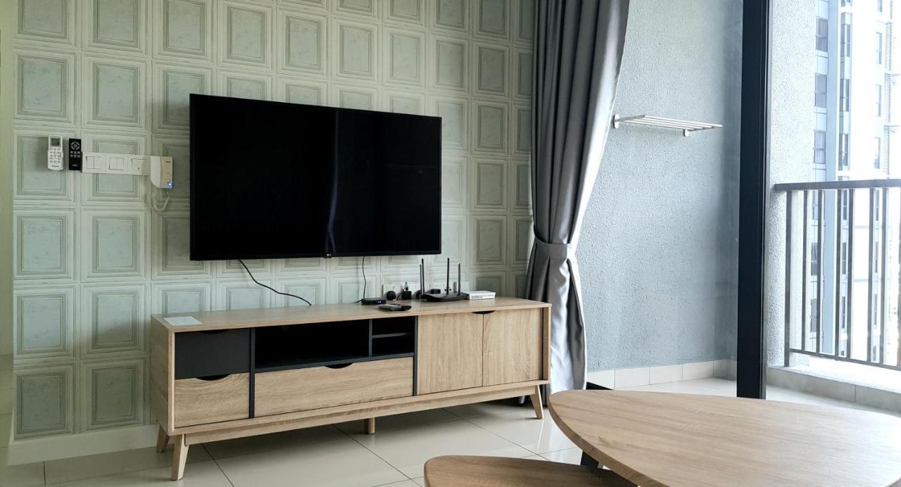Апартаменти Le Pavillion Puchong By Widebed Upto 6Pax Куала-Лумпур Екстер'єр фото