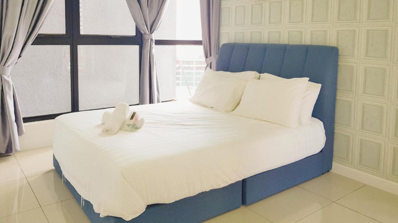 Апартаменти Le Pavillion Puchong By Widebed Upto 6Pax Куала-Лумпур Екстер'єр фото